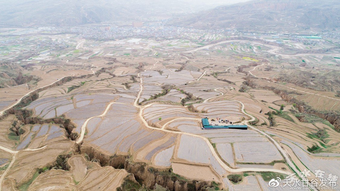 赵丽颖杀青照嫩成这样